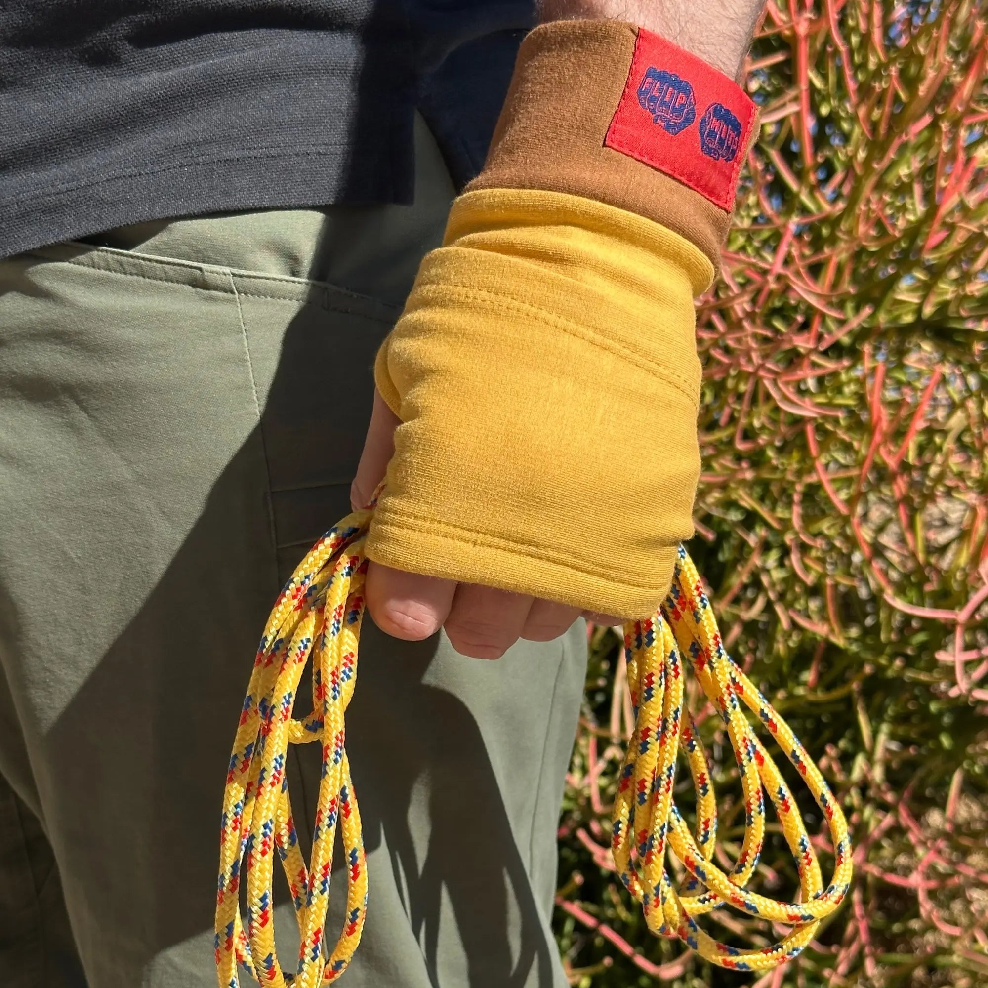 ALL-SEASON FLIPMITS flipmits